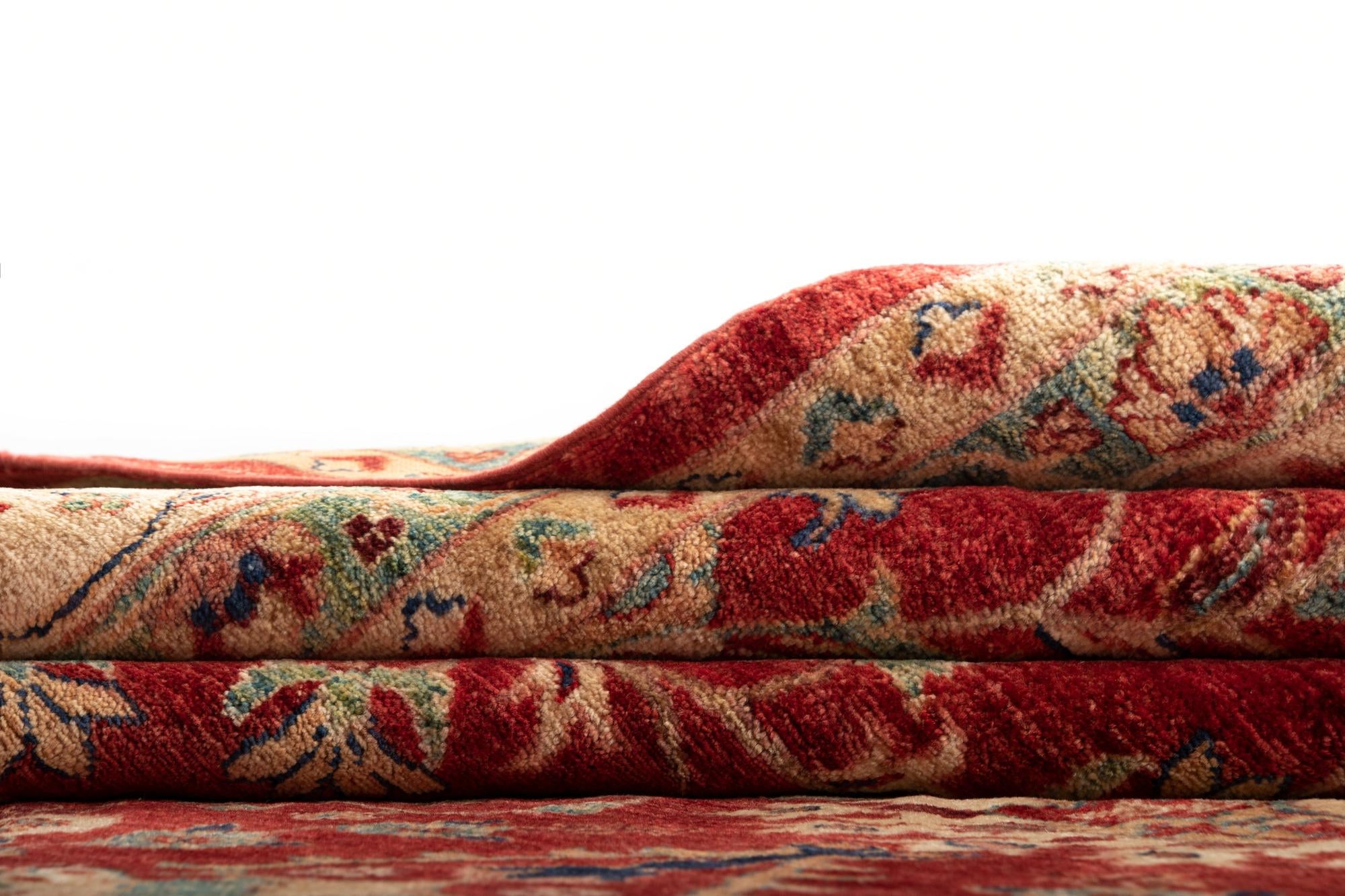 8' x 9' 10 Ariana Fine Wool Rug