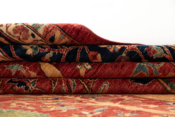 Detail image of 270cm x 360cm Ariana Fine Wool Rug