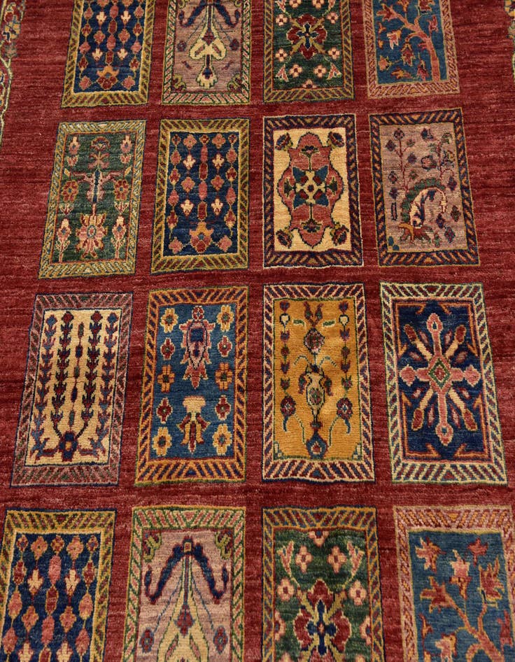 Detail image of 4' 10 x 6' 9  Hand Knotted Ariana Ziegler Rug