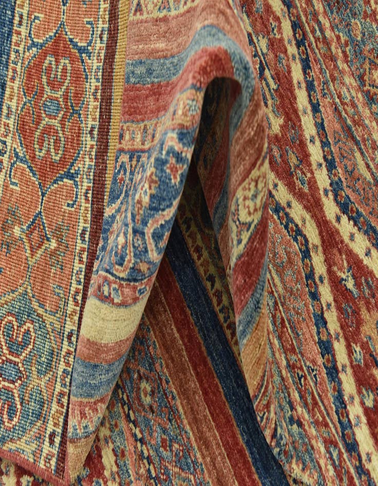 Detail image of 6' 7 x 9' 8  Hand Knotted Ariana Ziegler Wool Rug