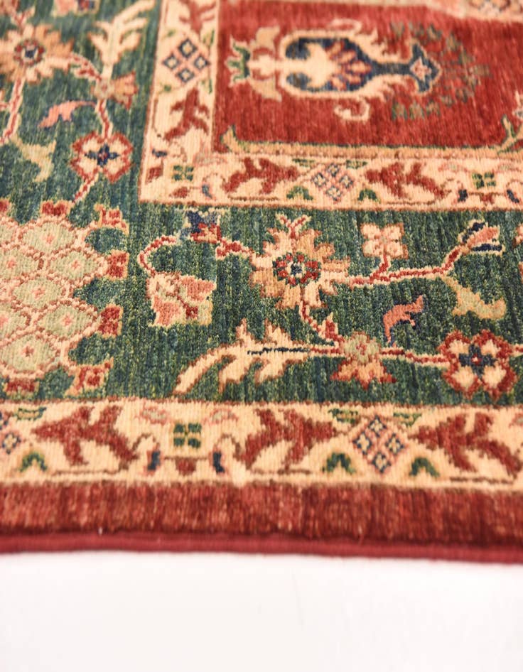 Detail image of 6' 7 x 9' 10  Hand Knotted Ariana Ziegler Rug