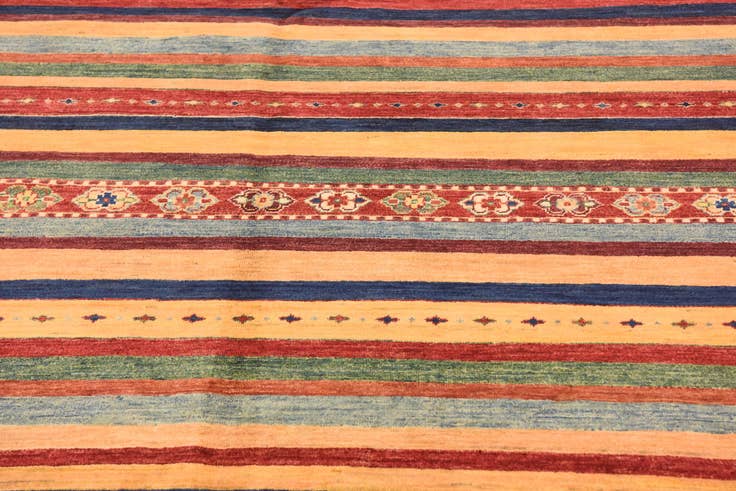 Detail image of 6' 9 x 9' 9 Hand Knotted Ariana Ziegler Rug