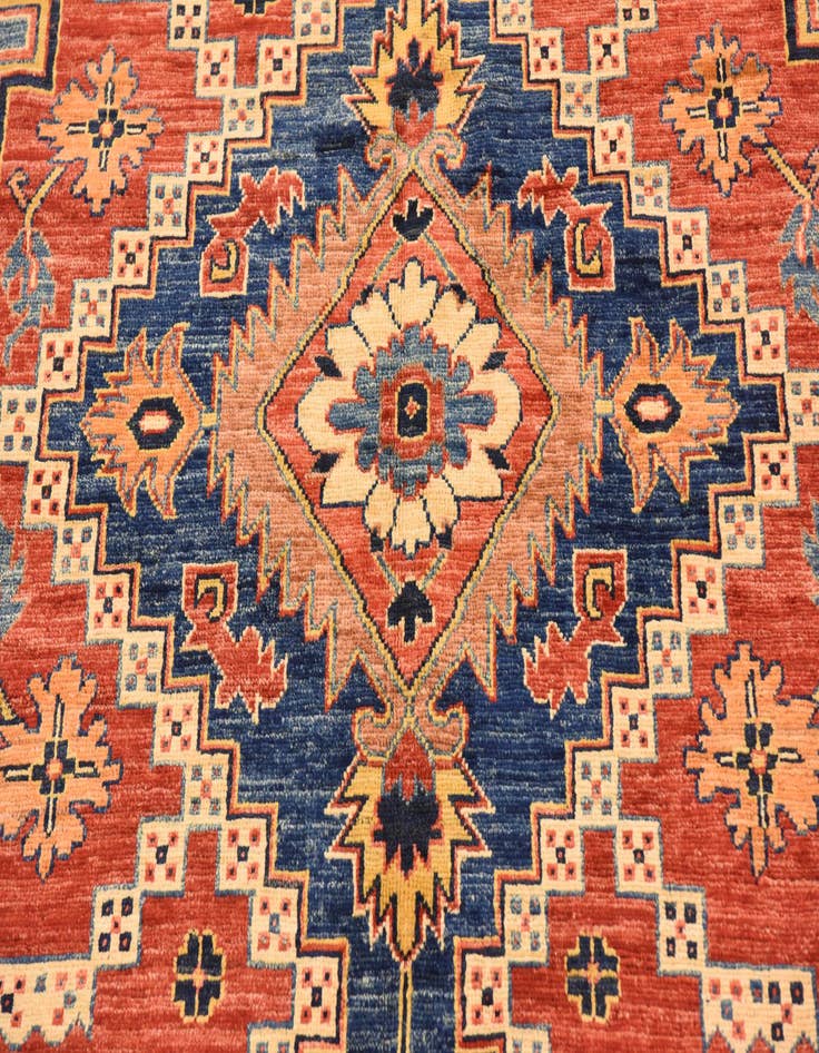 Detail image of 5' x 6' 6 Hand Knotted Ariana Ziegler Rug