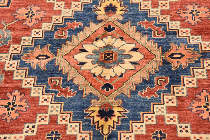 Detail image of 5' 3 x 6' 8 Hand Knotted Ariana Ziegler Rug