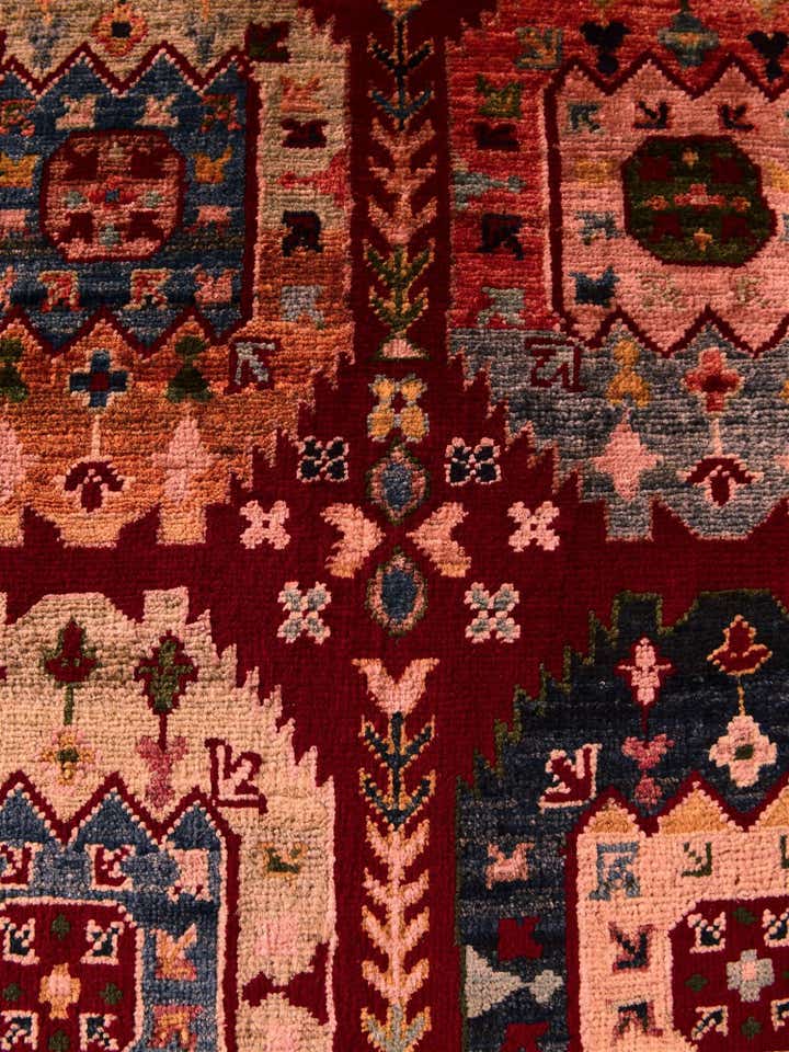 2' 1 x 3' Hand Knotted Ariana Ziegler Rug