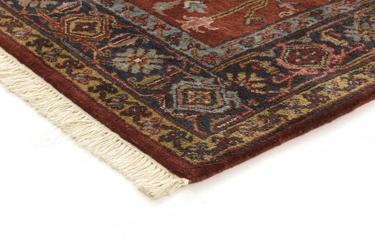 Detail image of 6' 6 x 9' 8 Azeri Sherabian Rug