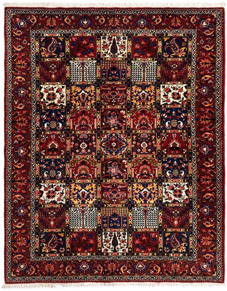 Detail image of 6' 8 x 9' 11 Bachtiar Wool Rug