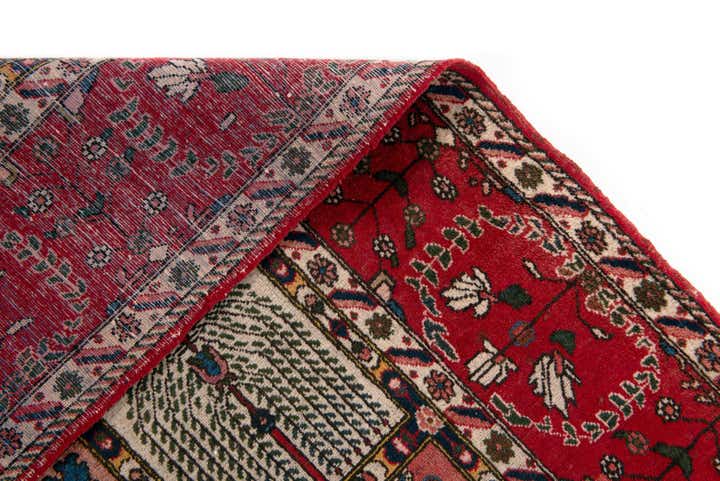 8' 7 x 13' 1 Bachtiar Rug