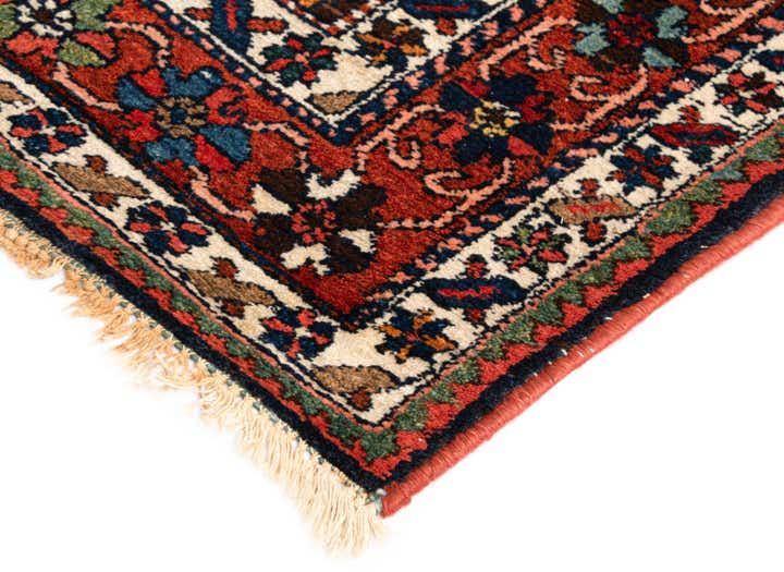 5' 2 x 6' 7 Bachtiar Wool Rug
