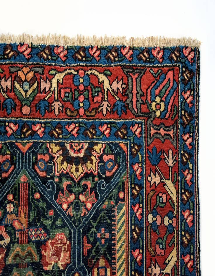 Detail image of 4' 2 x 6' 7  Hand Knotted Bachtiar Persian Wool Rug