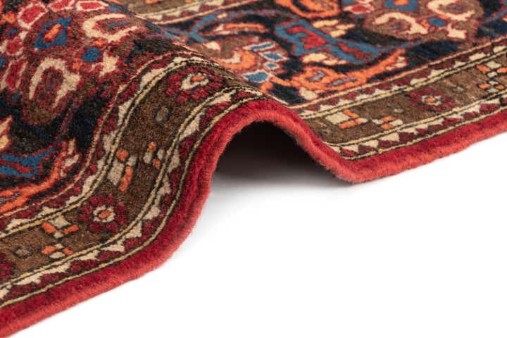 4' 11 x 7' 3 Bachtiar Rug