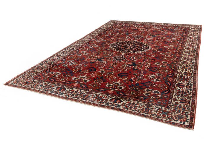 Detail image of 11' x 15' 1 Bachtiar Rug