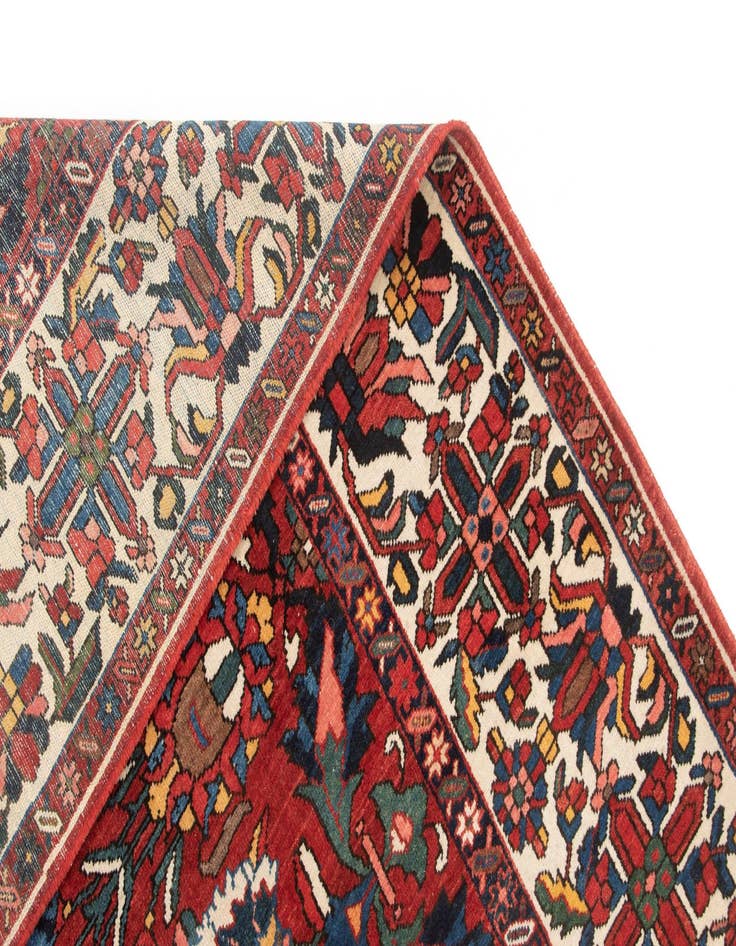 Detail image of 11' x 15' 1 Bachtiar Rug