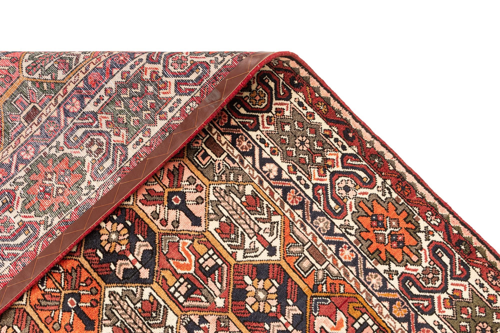 6' 11 x 10' 7 Bachtiar Rug