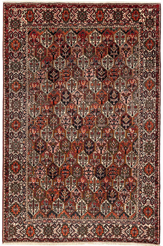 Detail image of 6' 11 x 10' 7 Bachtiar Rug