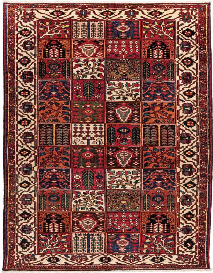Detail image of 5' 3 x 10' 5 Bachtiar Rug