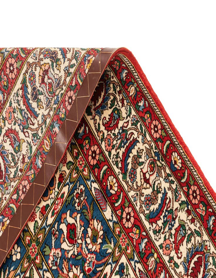 Detail image of 6' 7 x 9' 5 Bachtiar Sharekord Rug