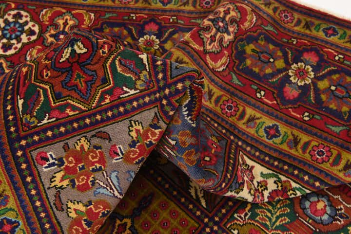 10' 2 x 13' Hand Knotted Bakhtiar Persian Wool Rug