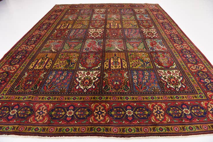 Detail image of 10' 2 x 13' Hand Knotted Bakhtiar Persian Wool Rug