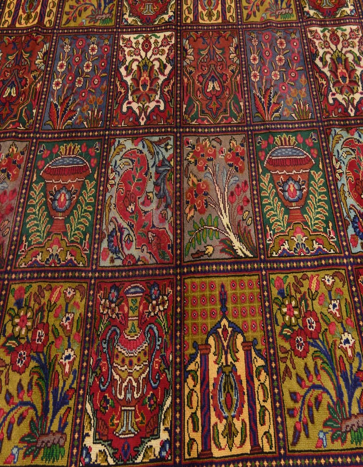 Detail image of 10' 2 x 13'  Hand Knotted Bakhtiar Persian Wool Rug