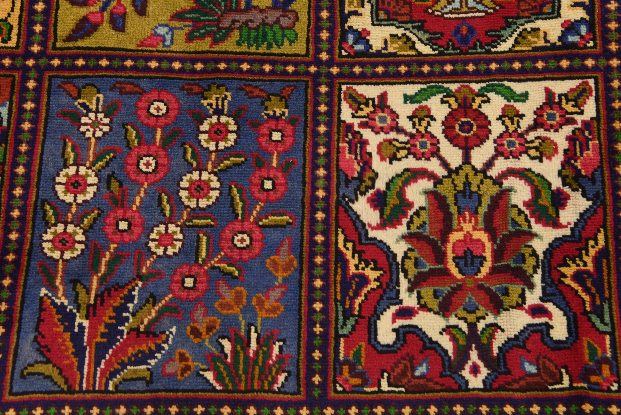 10' 2 x 13' Hand Knotted Bakhtiar Persian Wool Rug