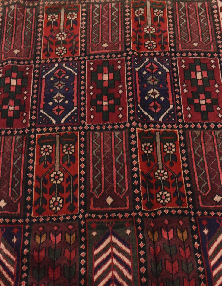 Detail image of 5' 11 x 10'  Hand Knotted Bakhtiar Persian Wool Rug