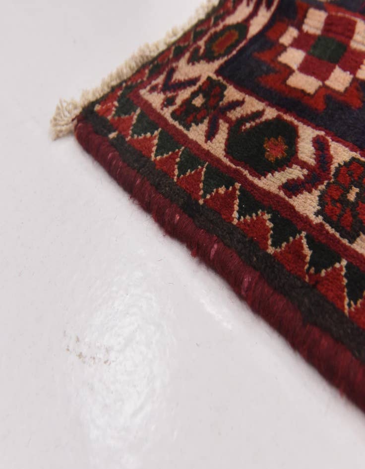 Detail image of 5' 11 x 10'  Hand Knotted Bakhtiar Persian Wool Rug