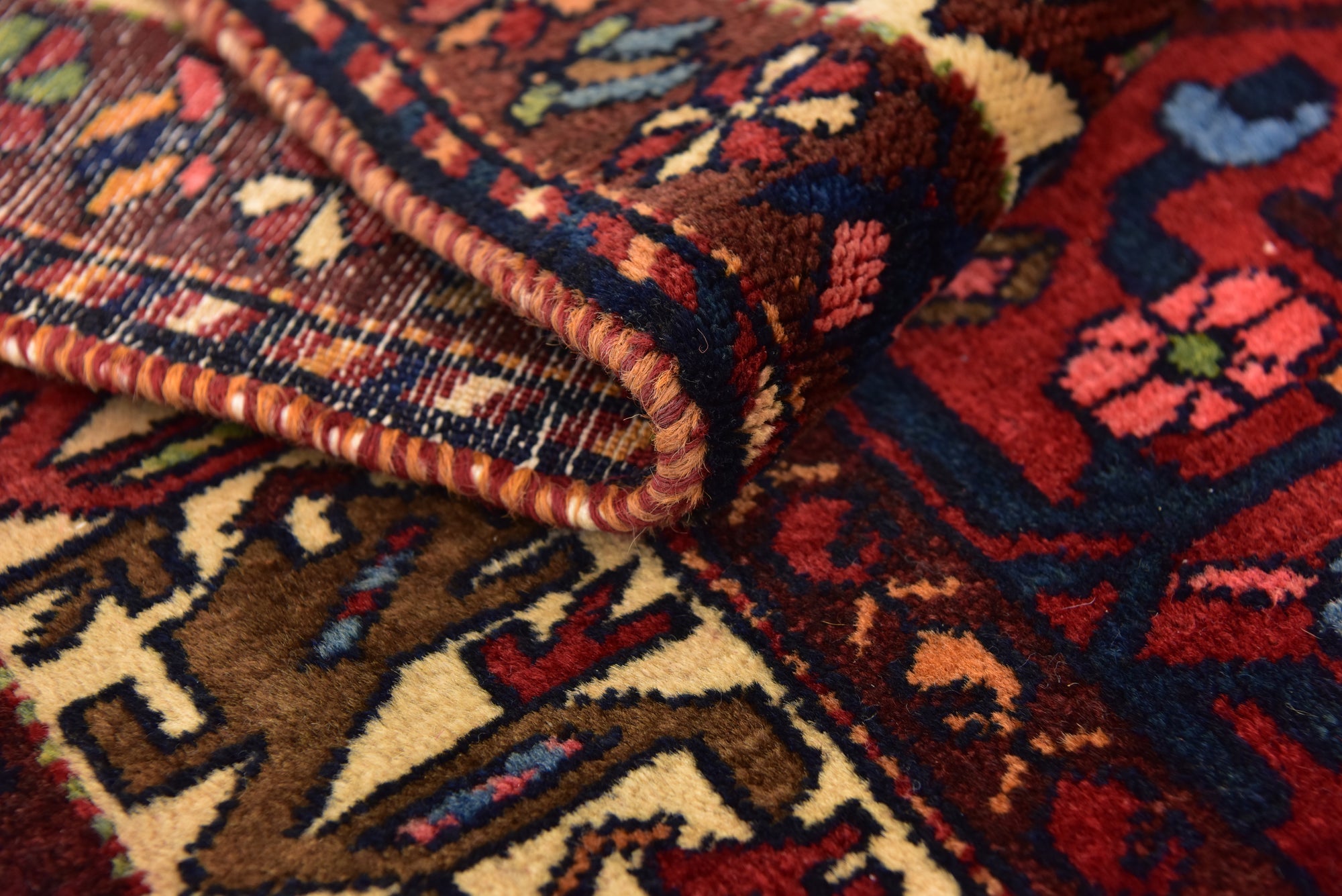 Detail image 10 of 13: 5' x 7' 4 Hand Knotted Bakhtiar Persian Wool Rug