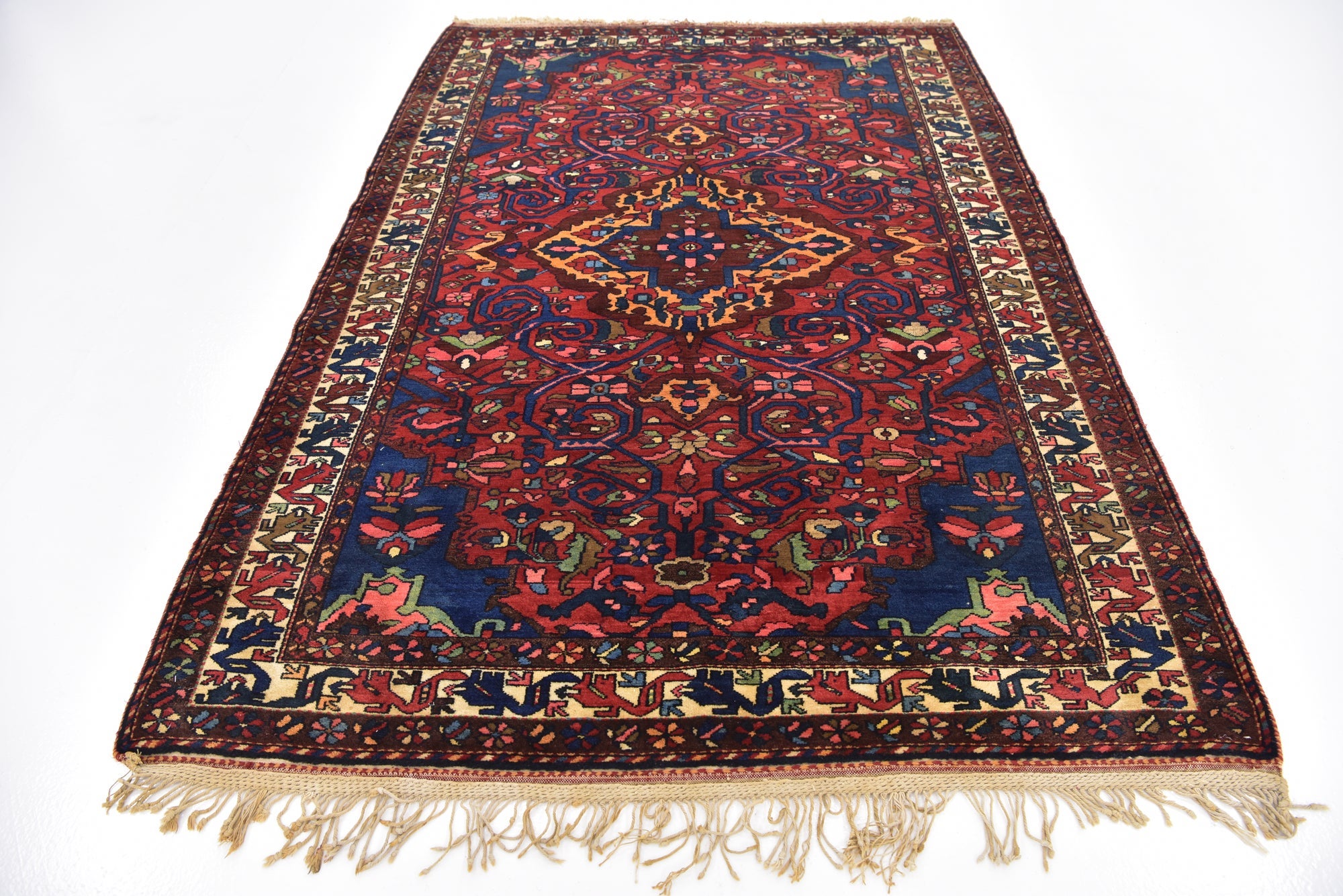 Detail image 3 of 13: 5' x 7' 4 Hand Knotted Bakhtiar Persian Wool Rug