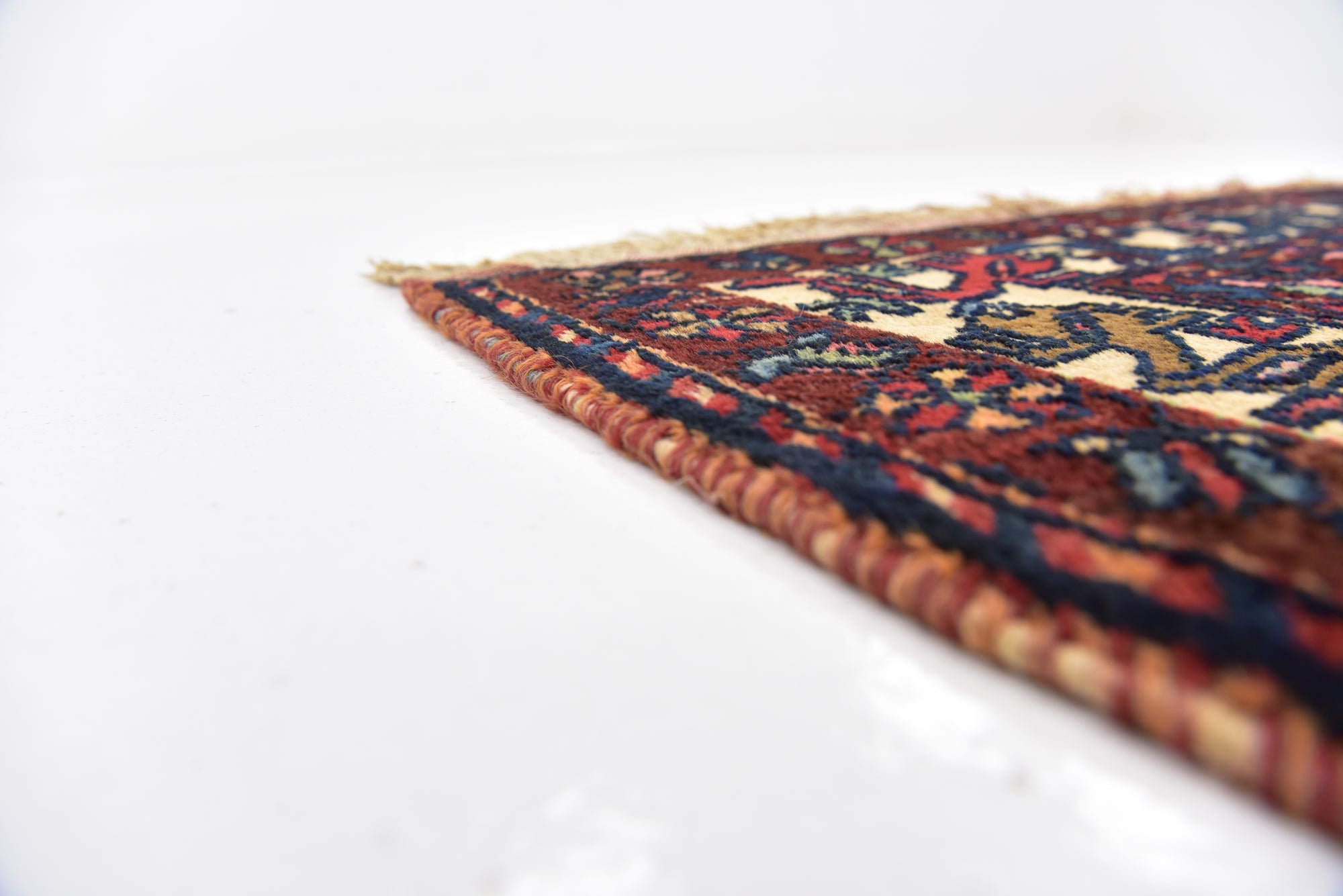 Detail image 8 of 13: 5' x 7' 4 Hand Knotted Bakhtiar Persian Wool Rug