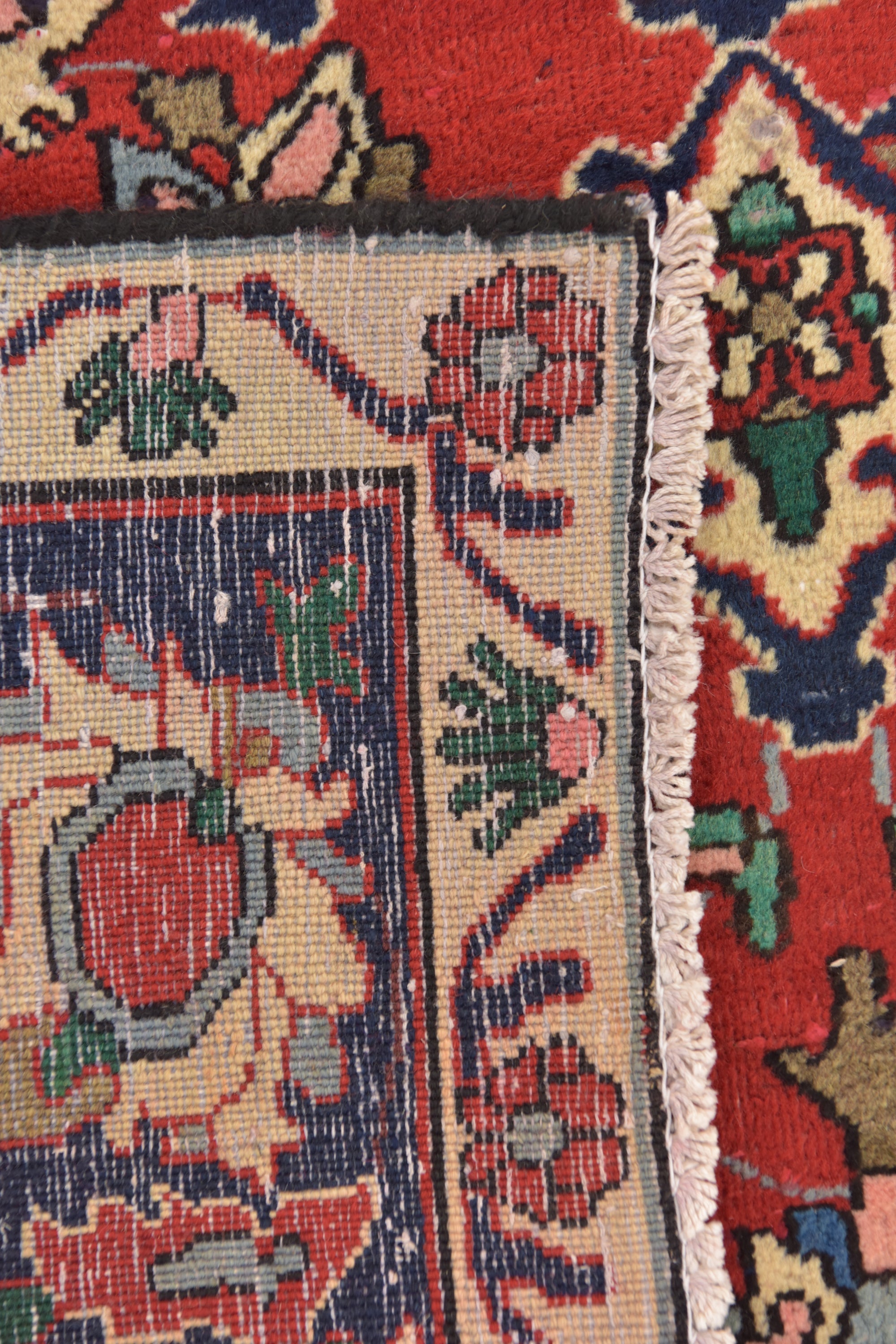 4' 10 x 6' 6 Hand Knotted Bakhtiar Persian Wool Rug