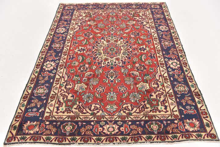 4' 10 x 6' 6 Hand Knotted Bakhtiar Persian Wool Rug