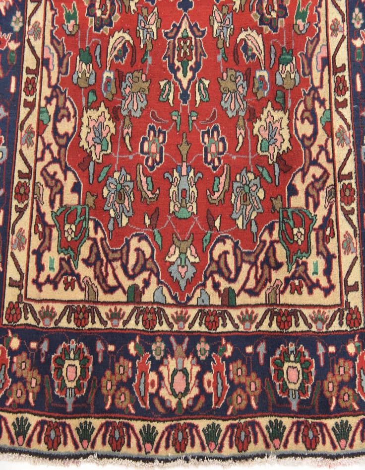 Detail image of 4' 10 x 6' 6 Hand Knotted Bakhtiar Persian Wool Rug