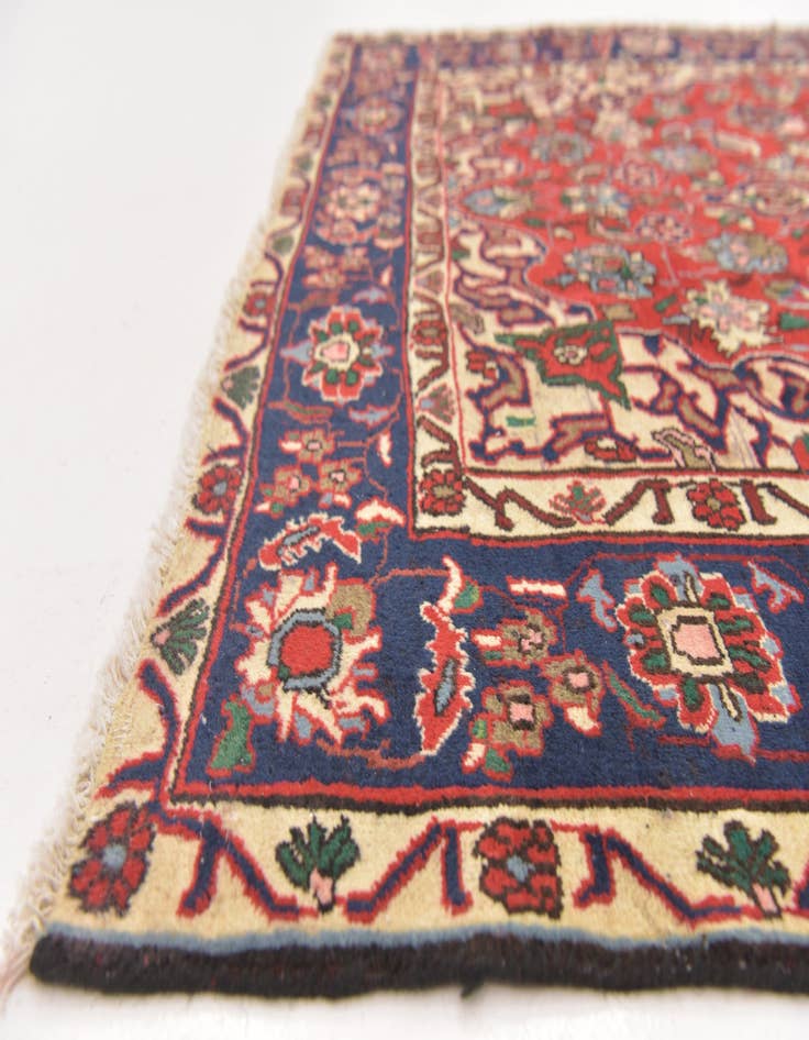 Detail image of 4' 10 x 6' 6 Hand Knotted Bakhtiar Persian Wool Rug