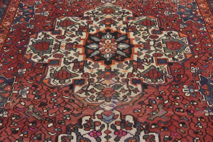 Detail image of 7' x 10' Hand Knotted Bakhtiar Persian Wool Rug