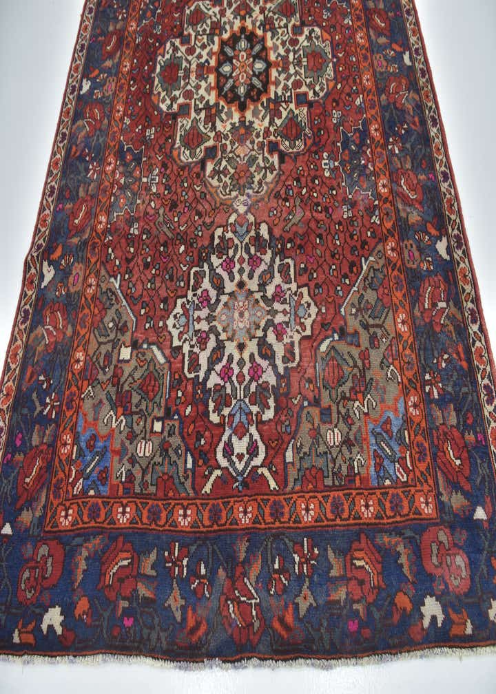 7' x 10' Hand Knotted Bakhtiar Persian Wool Rug