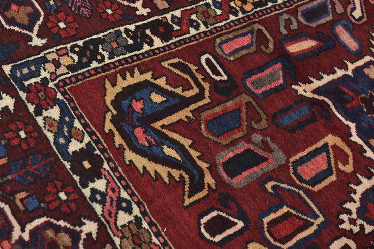 Detail image of 8' 6 x 11' 9 Hand Knotted Bakhtiar Persian Wool Rug