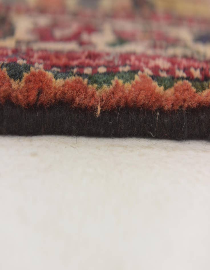 Detail image of 7' x 9' 10 Hand Knotted Bakhtiar Persian Wool Rug