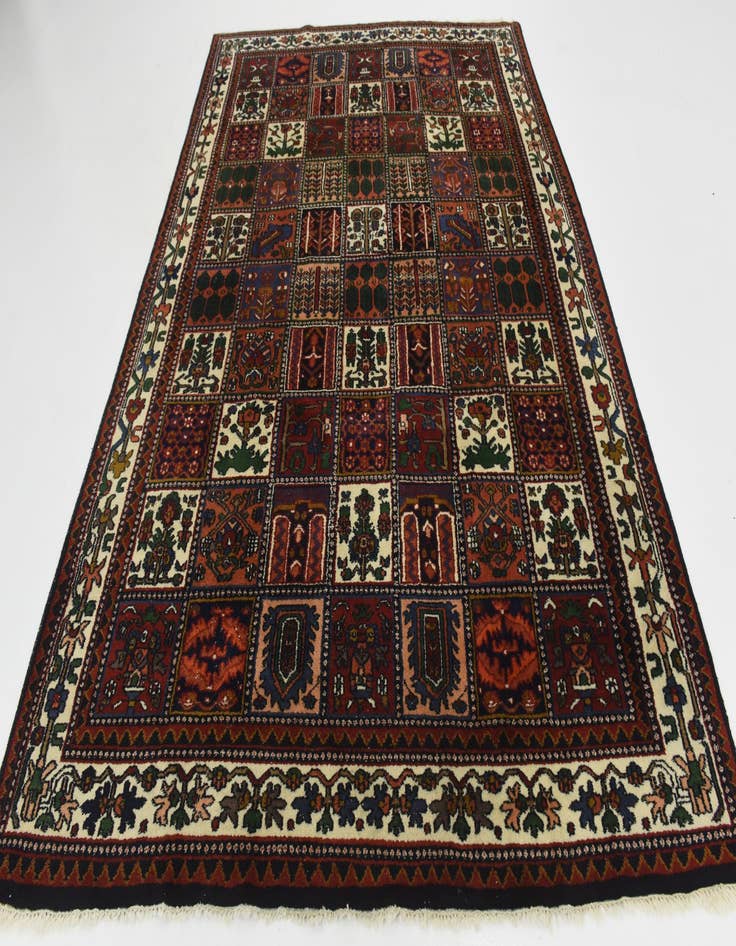 Detail image of 6' 10 x 10' Hand Knotted Bakhtiar Wool Rug