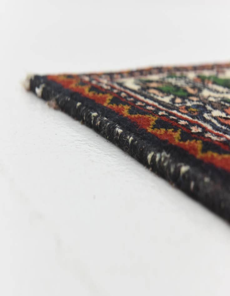 Detail image of 6' 10 x 10' Hand Knotted Bakhtiar Wool Rug