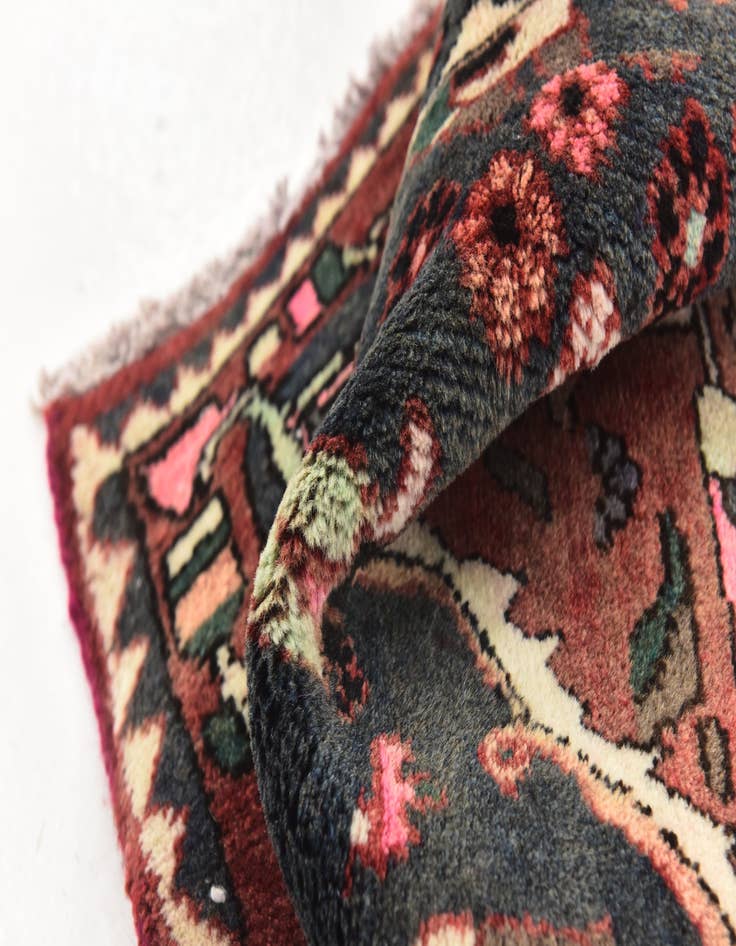 Detail image of 5' 2 x 9' 2 Hand Knotted Bakhtiar Persian Wool Rug