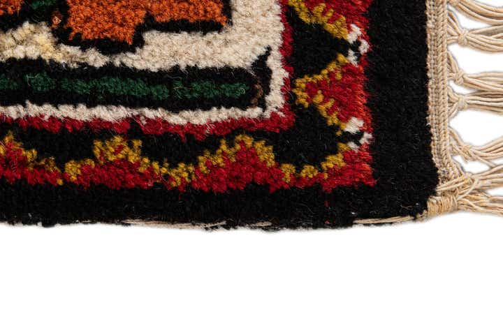 4' 6 x 6' 7 Hand Knotted Bakhtiar Wool Rug