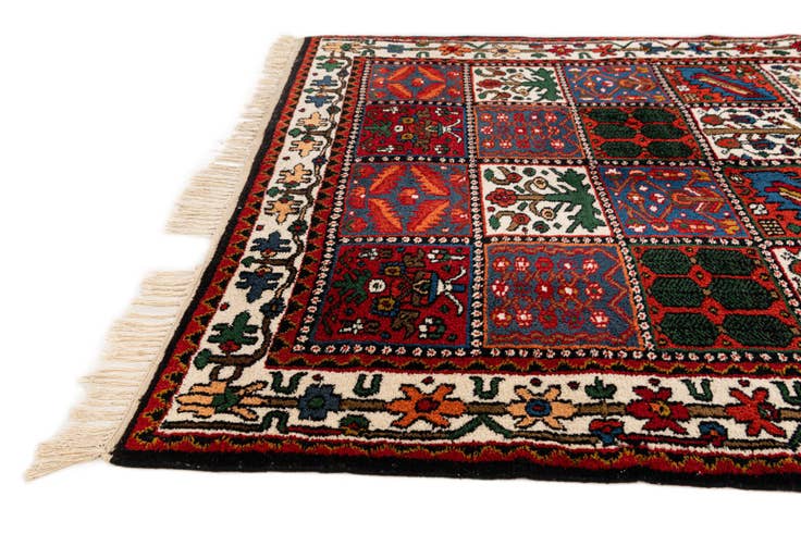 Detail image of 4' 6 x 6' 7 Hand Knotted Bakhtiar Wool Rug