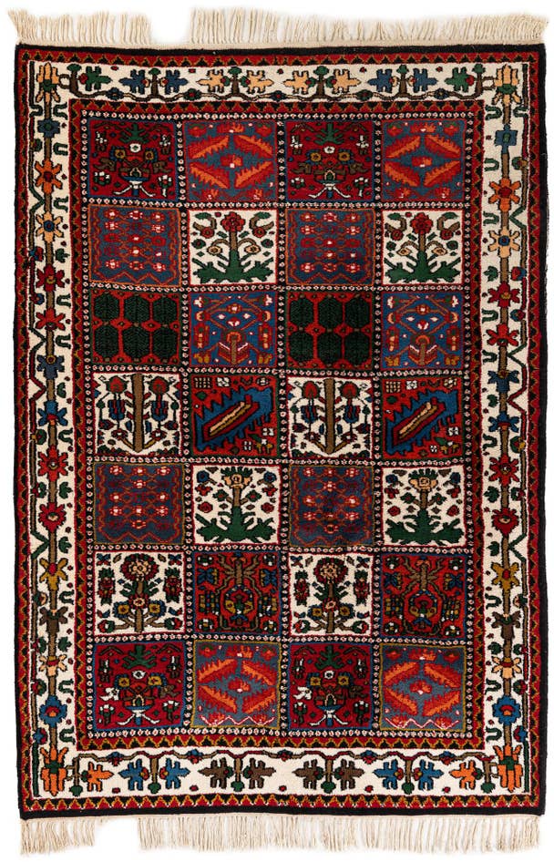 Detail image of 4' 6 x 6' 7 Hand Knotted Bakhtiar Wool Rug