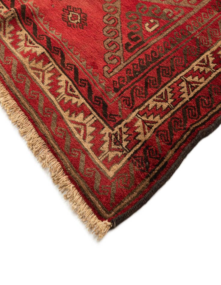 Detail image of 4' 7 x 8' 9  Hand Knotted Balouch Oriental Wool Rug