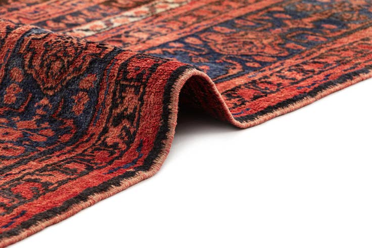 Detail image of 4' 4 x 5' 8 Hand Knotted Balouch Wool Rug