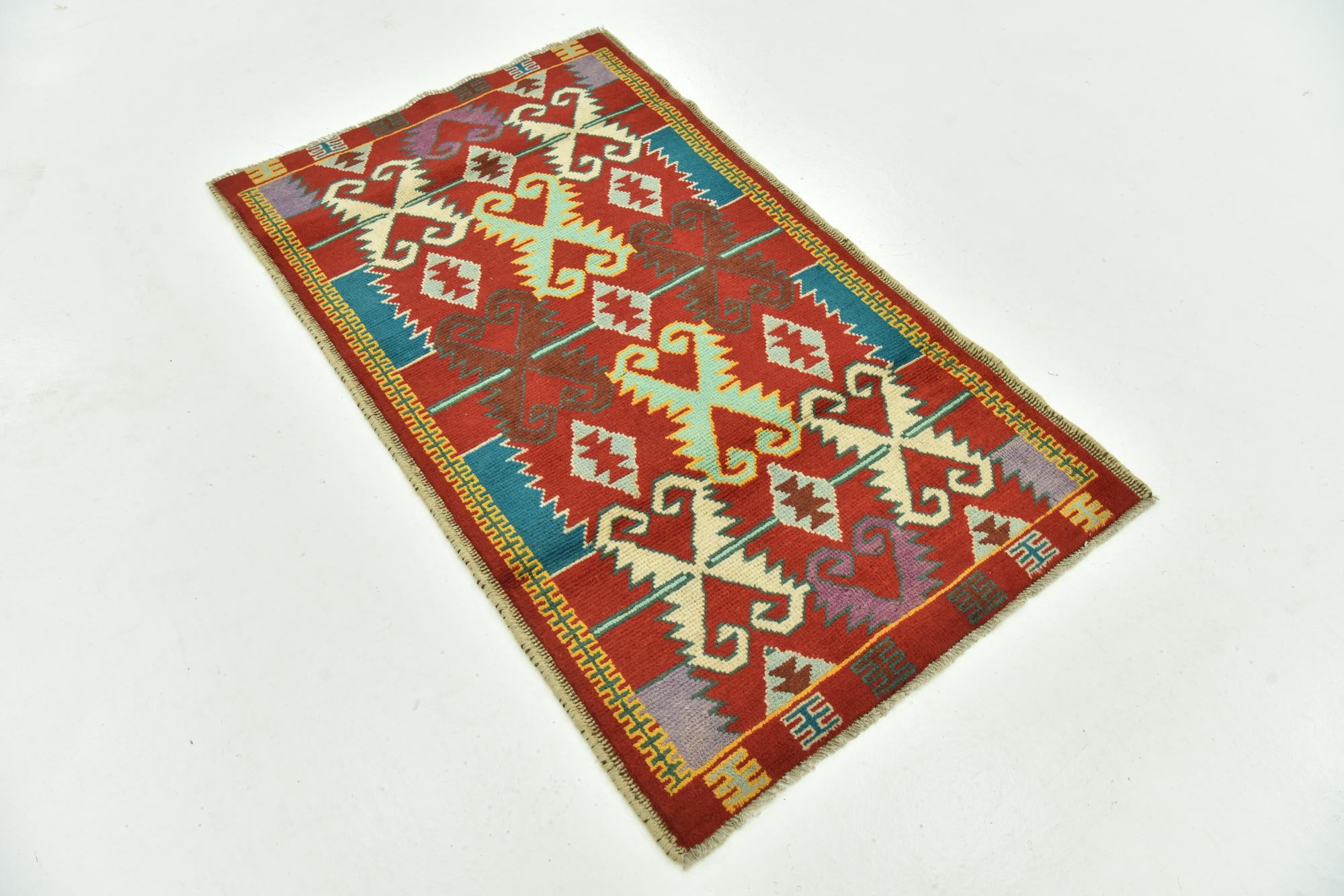 2' 10 x 5' Hand Knotted Balouch Rug