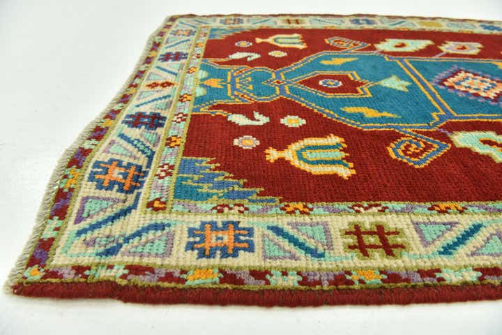 2' 9 x 4' 4 Hand Knotted Balouch Rug