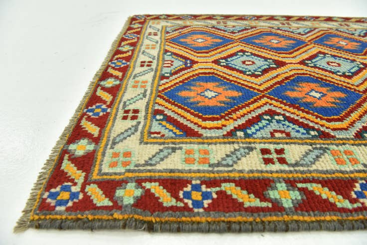 Detail image of 2' 6 x 4' 3 Hand Knotted Balouch Rug