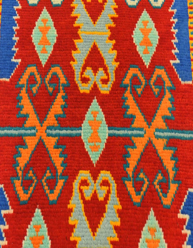 Detail image of 2' 8 x 4'  Hand Knotted Balouch Rug